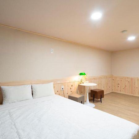 New Jeju Hotel Exterior photo