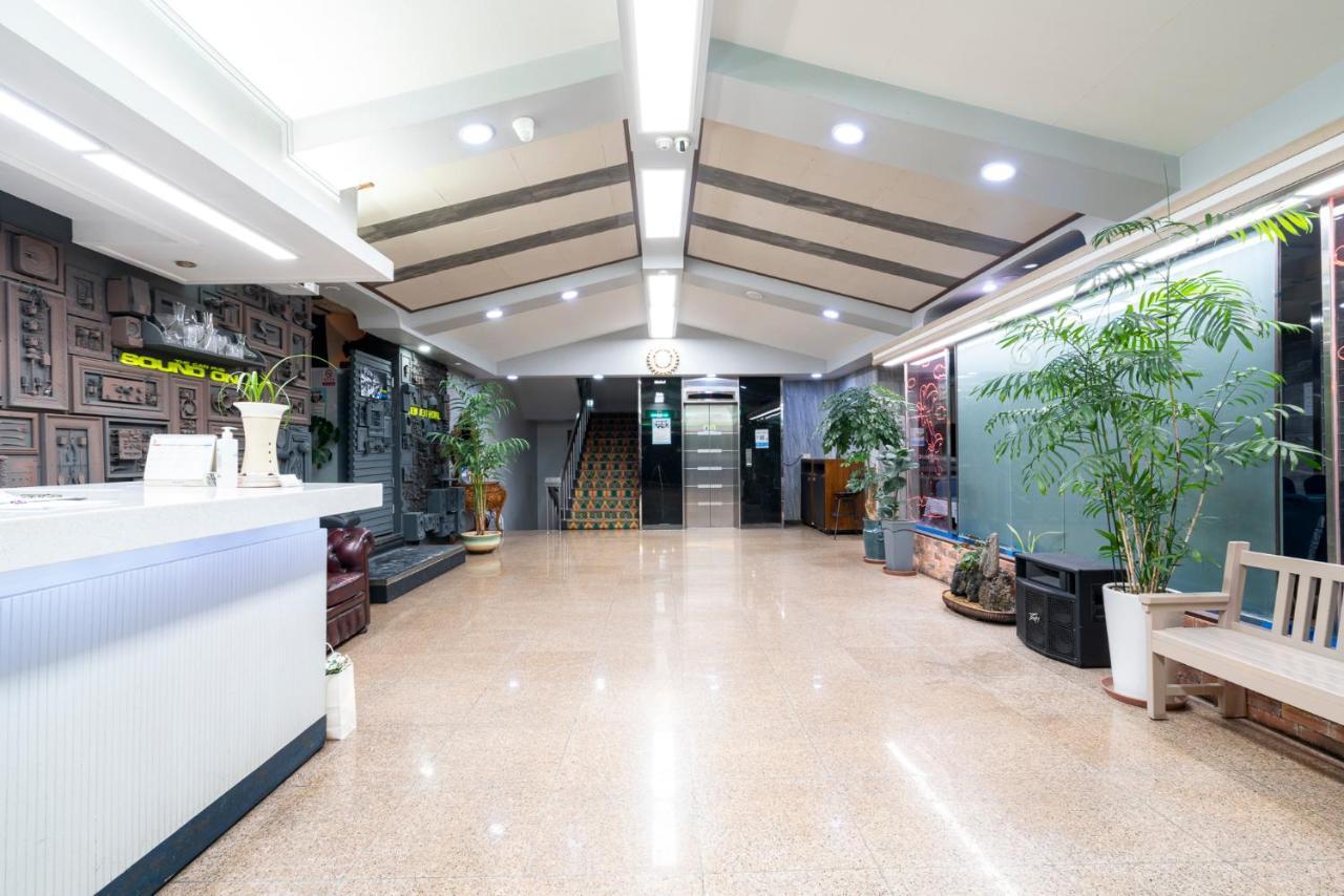 New Jeju Hotel Exterior photo