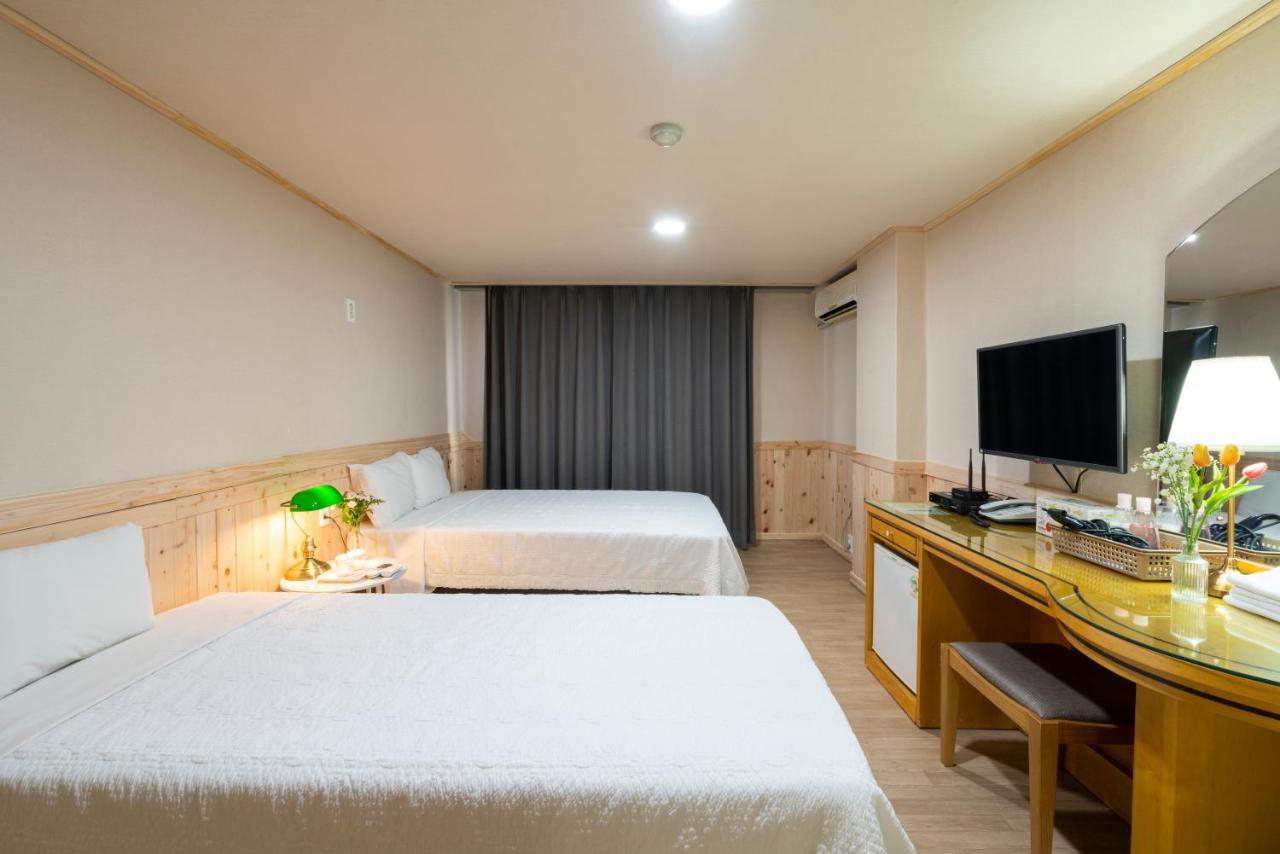 New Jeju Hotel Exterior photo